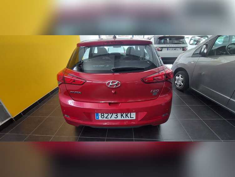 Hyundai i20  foto 7